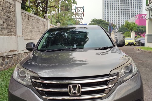 2013 Honda CR-V  2.4L AUTOMATIC bekas