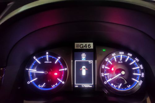 2022 Toyota Innova 2.4L V Diesel AT bekas