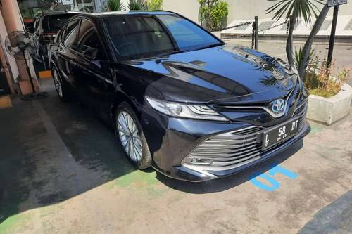 Used 2020 Toyota Camry Hybrid 2.5L AT