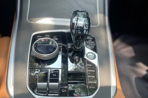 2022 BMW X7 xDrive40i Opulence bekas