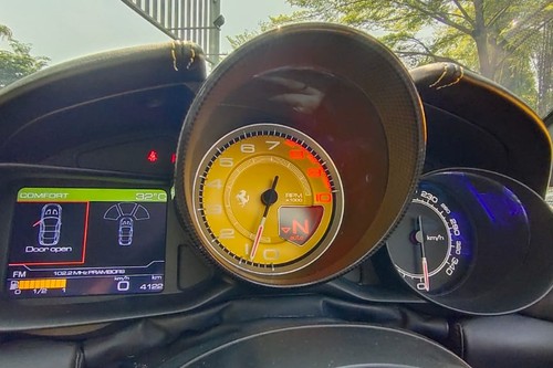 2015 Ferrari California T 4.3 AT bekas