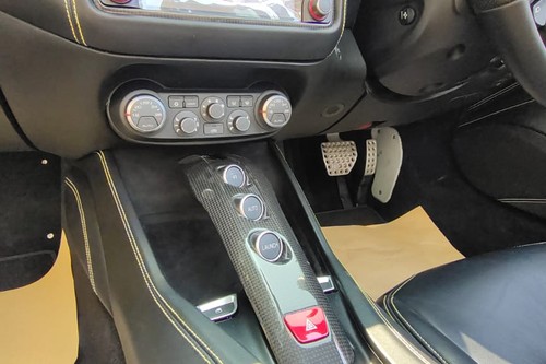 2015 Ferrari California T 4.3 AT bekas