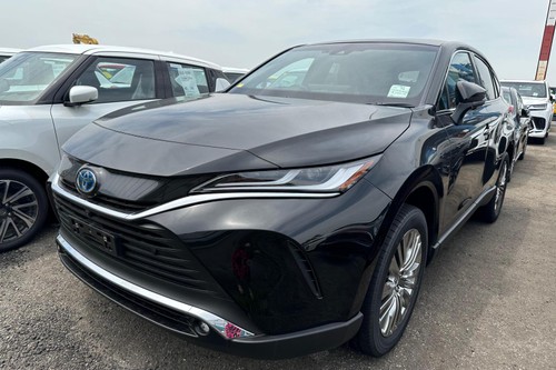 2023 Toyota Harrier 2.5 AT HYBRID bekas