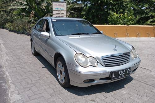 2002 Mercedes Benz C-Class Sedan C 240 ELG bekas