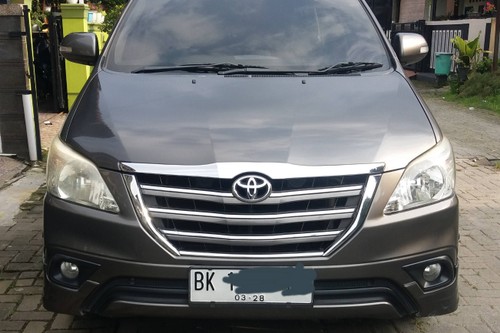 2013 Toyota Kijang Innova V Luxury A/T Gasoline bekas