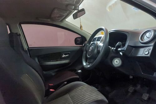 Beli mobil bekas