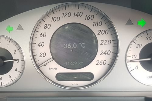 2003 Mercedes Benz E-Class E240At bekas