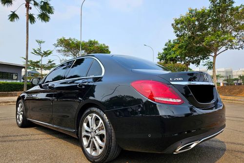 Used 2015 Mercedes Benz C-Class Sedan C 200 Avantgarde Line
