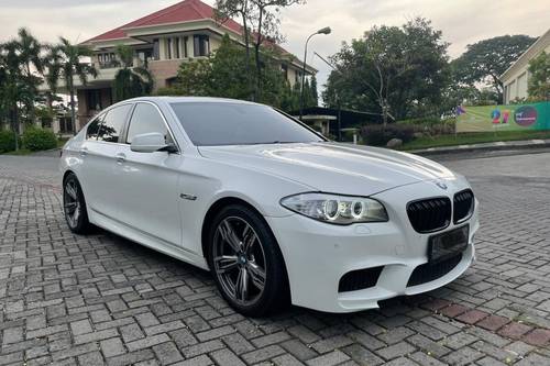 2013 BMW 5 Series Sedan  520i A/T F 10