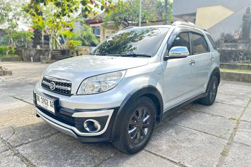 2013 Daihatsu Terios TX ADVENTURE 1.5L MT bekas