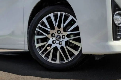 2nd Hand 2015 Toyota Alphard G 2.5 AT