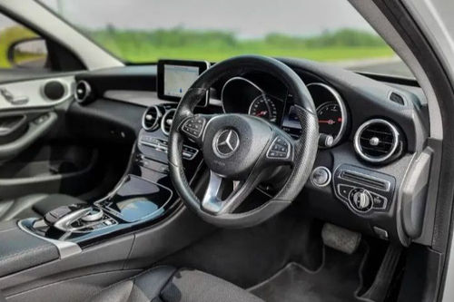 Second hand 2015 Mercedes Benz C-Class Sedan C 200 CGI Avantgarde 