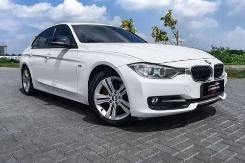Second hand 2015 BMW 3 Series Sedan 320i F30 SPORT 