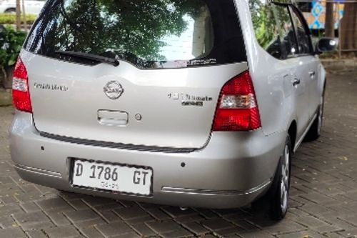 2010 Nissan Grand Livina 1.5 Ultimate AT bekas
