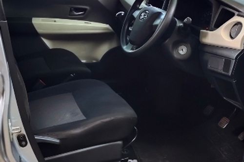 2020 Daihatsu Sigra 1.0 D MT tua