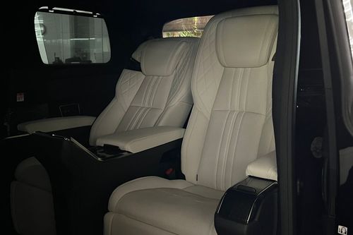 Used 2023 Lexus LM 350 (4-Seater)