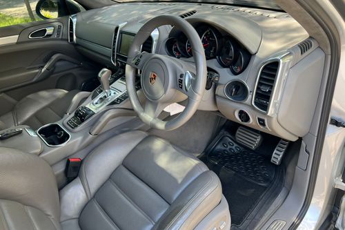2nd Hand 2010 Porsche Cayenne 4.8 AT