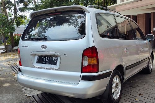 2004 Hyundai Trajet GLS 2.0L MT bekas