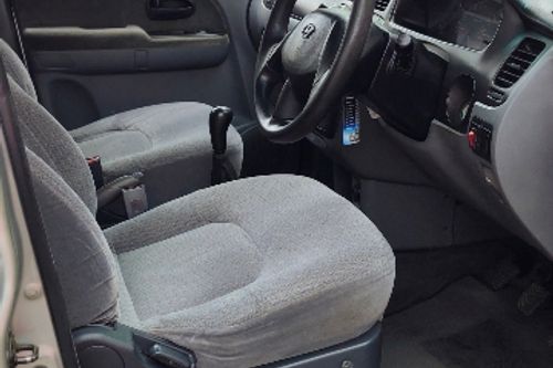 2004 Hyundai Trajet GLS 2.0L MT tua