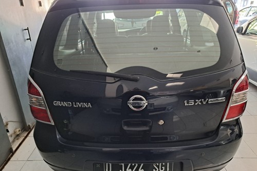 2010 Nissan Grand Livina 1.5 XV AT bekas
