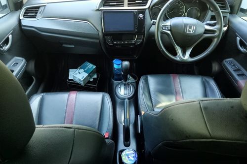 Beli mobil bekas