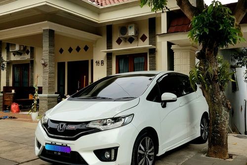 Beli mobil bekas