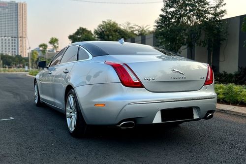 Used 2013 Jaguar XJL 3.0 V6 A/T