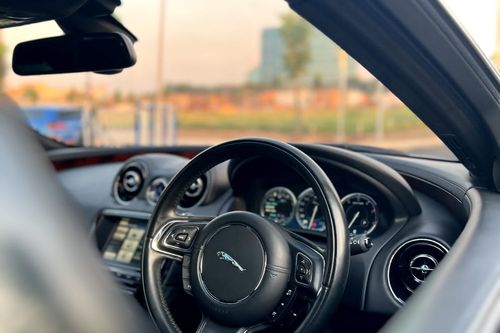 Used 2013 Jaguar XJL 3.0 V6 A/T