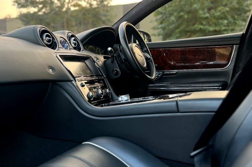 Used 2013 Jaguar XJL 3.0 V6 A/T