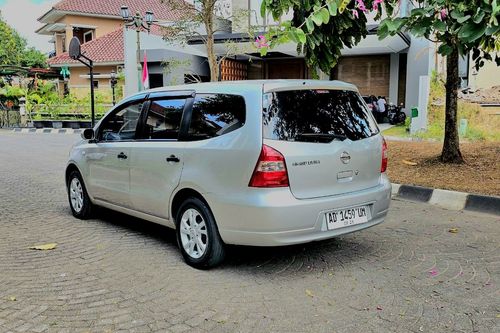 Used 2013 Nissan Grand Livina 1.5 SV MT