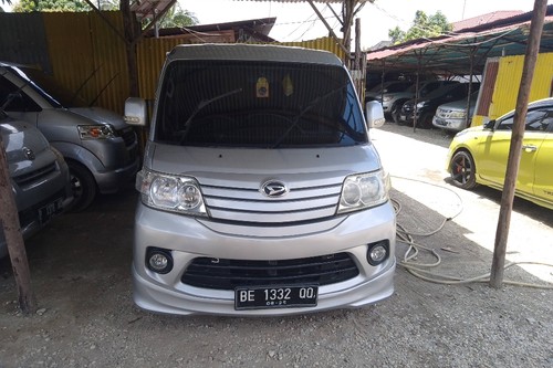 Used 2013 Daihatsu Luxio  1.5 X MT FH