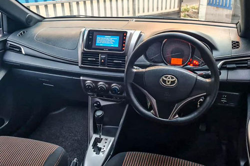 2017 Toyota Yaris  G AT