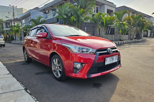 2016 Toyota Yaris  G AT