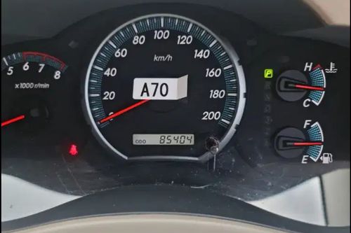 2012 Toyota Kijang Innova 2.0 V AT bekas