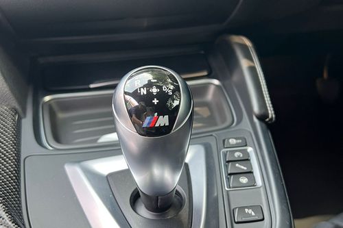 2015 BMW M4 Coupe 3.0 L AT bekas