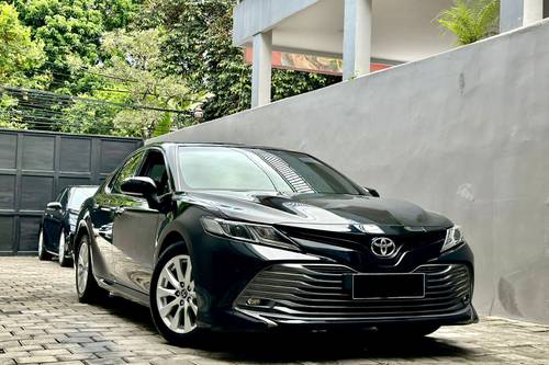 2019 Toyota Camry 2.5 V