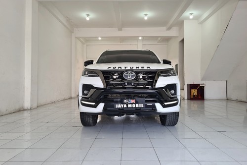 2021 Toyota Fortuner 2.4 GR Sport AT bekas