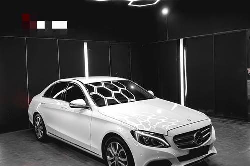 2016 Mercedes Benz C-Class Sedan C 200 CGI Avantgarde