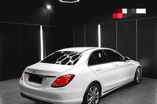 2016 Mercedes Benz C-Class Sedan C 200 CGI Avantgarde