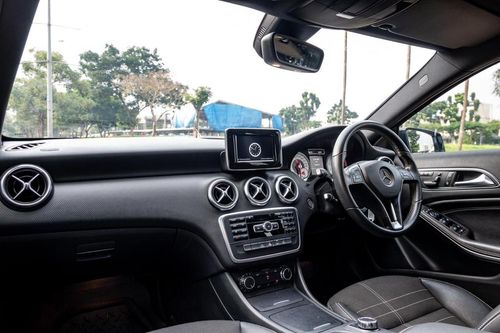 2013 Mercedes Benz A-Class 200 URBAN bekas