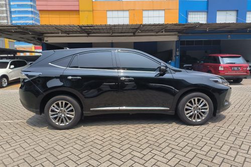 Used 2015 Toyota Harrier 2.0L AT
