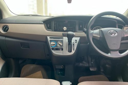 2nd Hand 2017 Toyota Calya G AT