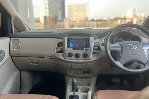 Second hand 2014 Toyota Innova BENSIN G 2.0 AT 