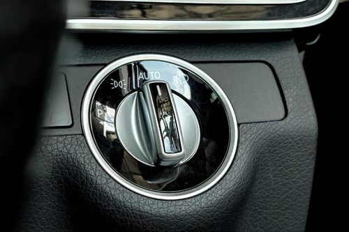 2015 Mercedes Benz E-Class E CLASS E 400 CKD A/T bekas