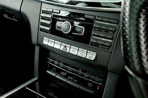 2015 Mercedes Benz E-Class E CLASS E 400 CKD A/T tua