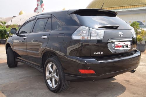 Old 2010 Toyota Harrier 2.4 G L-Premium