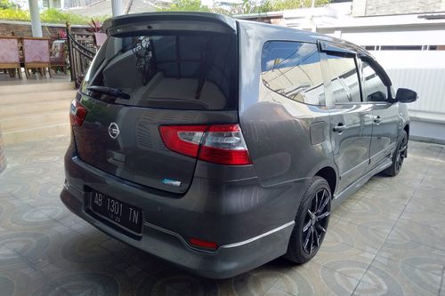Dijual 2014 Nissan Grand Livina 1.5 SV MT bekas