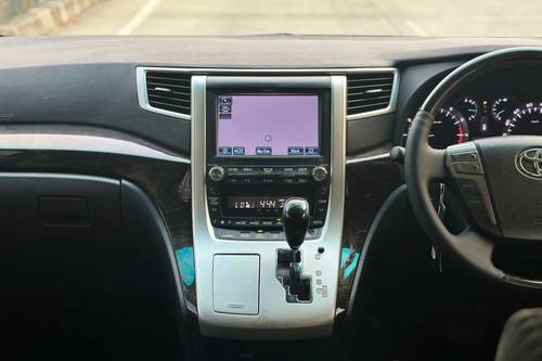 2012 Toyota Alphard  SC 2.4 AT