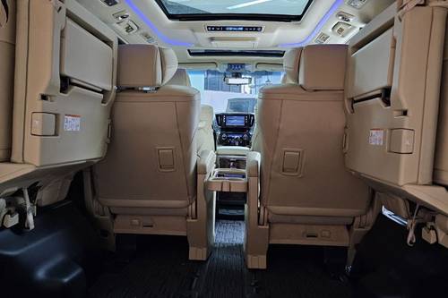 2019 Toyota Alphard  2.5 G A/T