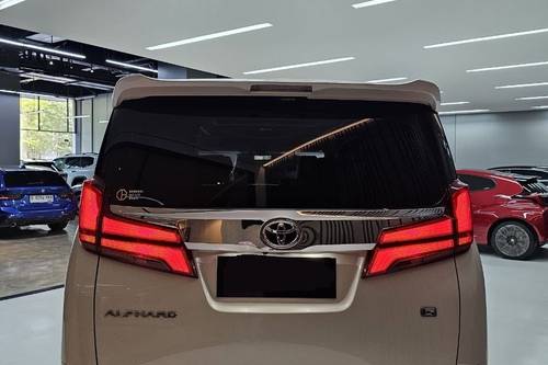 2019 Toyota Alphard  2.5 G A/T